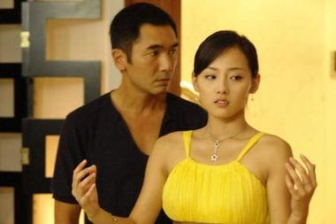 娱乐吃瓜酱当代情侣出门  第2张